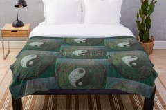 JewelBox-Art-Tao-Green-Throw-Blanket